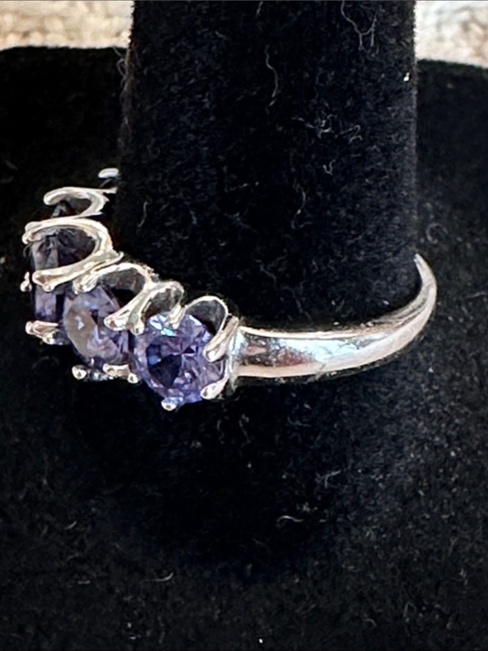 3.76 CT Tanzanite Ring - Sterling - Picture 2 of 9
